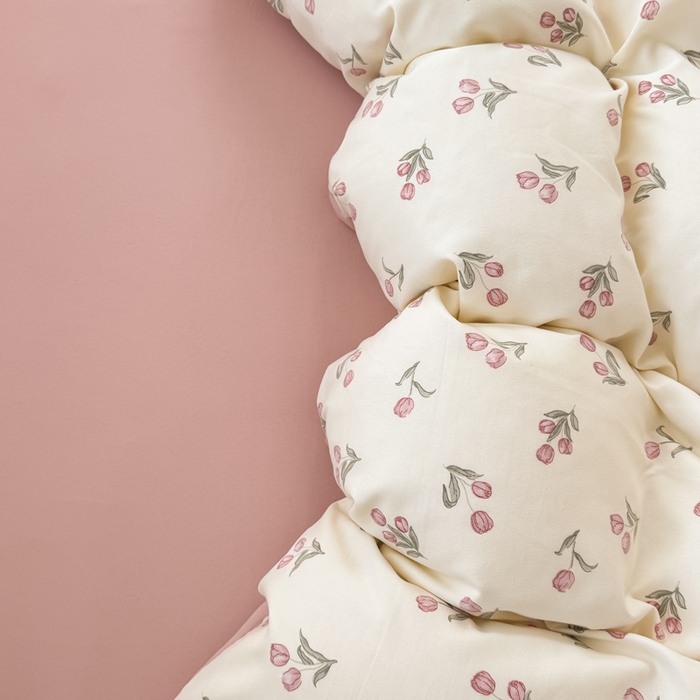 91家纺网 家纺一手货源 找家纺 爱多多家居 2026新款双层纱针织棉印花单被套 郁金香