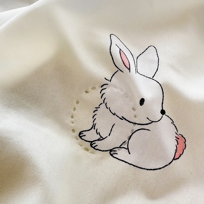 91家纺网 家纺一手货源 找家纺 友承家纺 2026年新款超声波压花双人卡通夏凉被亲肤磨毛空调被学生宿舍单人被床上用品礼品被 花园小兔