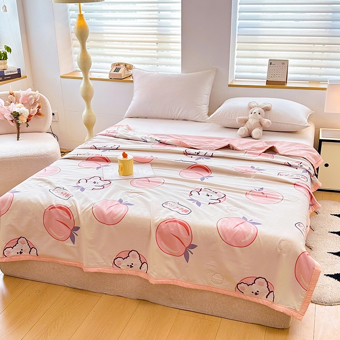 91家纺网 家纺一手货源 找家纺 友承家纺 2026年新款超声波压花双人卡通夏凉被亲肤磨毛空调被学生宿舍单人被床上用品礼品被 桃桃熊