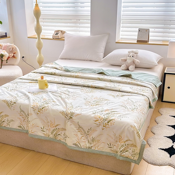 91家纺网 家纺一手货源 找家纺 友承家纺 2026年新款超声波压花双人卡通夏凉被亲肤磨毛空调被学生宿舍单人被床上用品礼品被 芳草