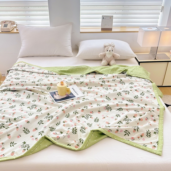 91家纺网 家纺一手货源 找家纺 友承家纺 2026年新款超声波压花双人卡通夏凉被亲肤磨毛空调被学生宿舍单人被床上用品礼品被 恋爱味道