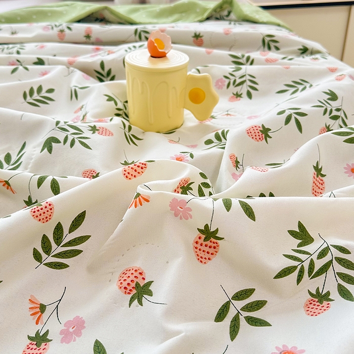 91家纺网 家纺一手货源 找家纺 友承家纺 2026年新款超声波压花双人卡通夏凉被亲肤磨毛空调被学生宿舍单人被床上用品礼品被 恋爱味道