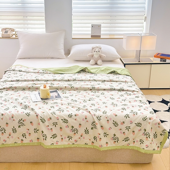 91家纺网 家纺一手货源 找家纺 友承家纺 2026年新款超声波压花双人卡通夏凉被亲肤磨毛空调被学生宿舍单人被床上用品礼品被 恋爱味道