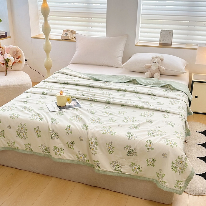 91家纺网 家纺一手货源 找家纺 友承家纺 2026年新款超声波压花双人卡通夏凉被亲肤磨毛空调被学生宿舍单人被床上用品礼品被 繁花似景