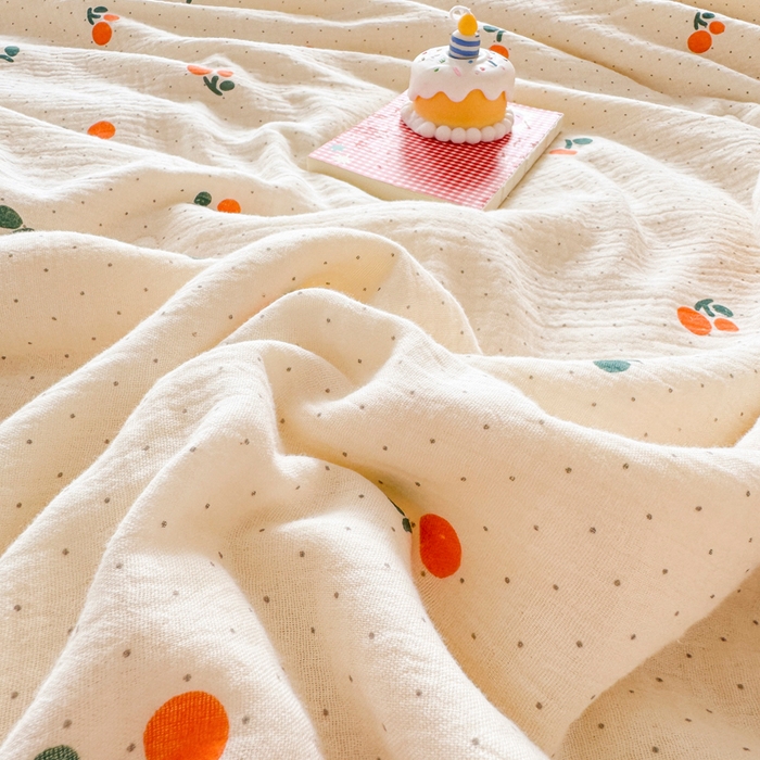 91家纺网 家纺一手货源 找家纺 薇玛仕 2026新款A类全棉双层皱皱纱印花款大豆夏凉被空调被亲子被卡通儿童被 小樱桃