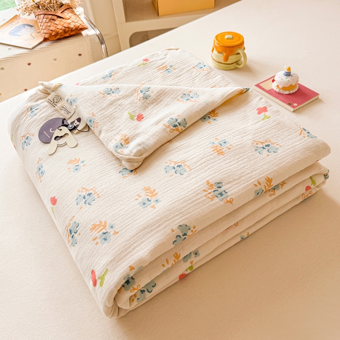 91家纺网 家纺一手货源 找家纺 薇玛仕 2026新款A类全棉双层皱皱纱印花款大豆夏凉被空调被亲子被卡通儿童被 兰花朵朵