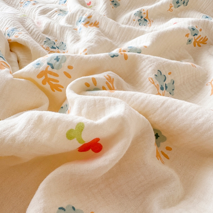 91家纺网 家纺一手货源 找家纺 薇玛仕 2026新款A类全棉双层皱皱纱印花款大豆夏凉被空调被亲子被卡通儿童被 兰花朵朵