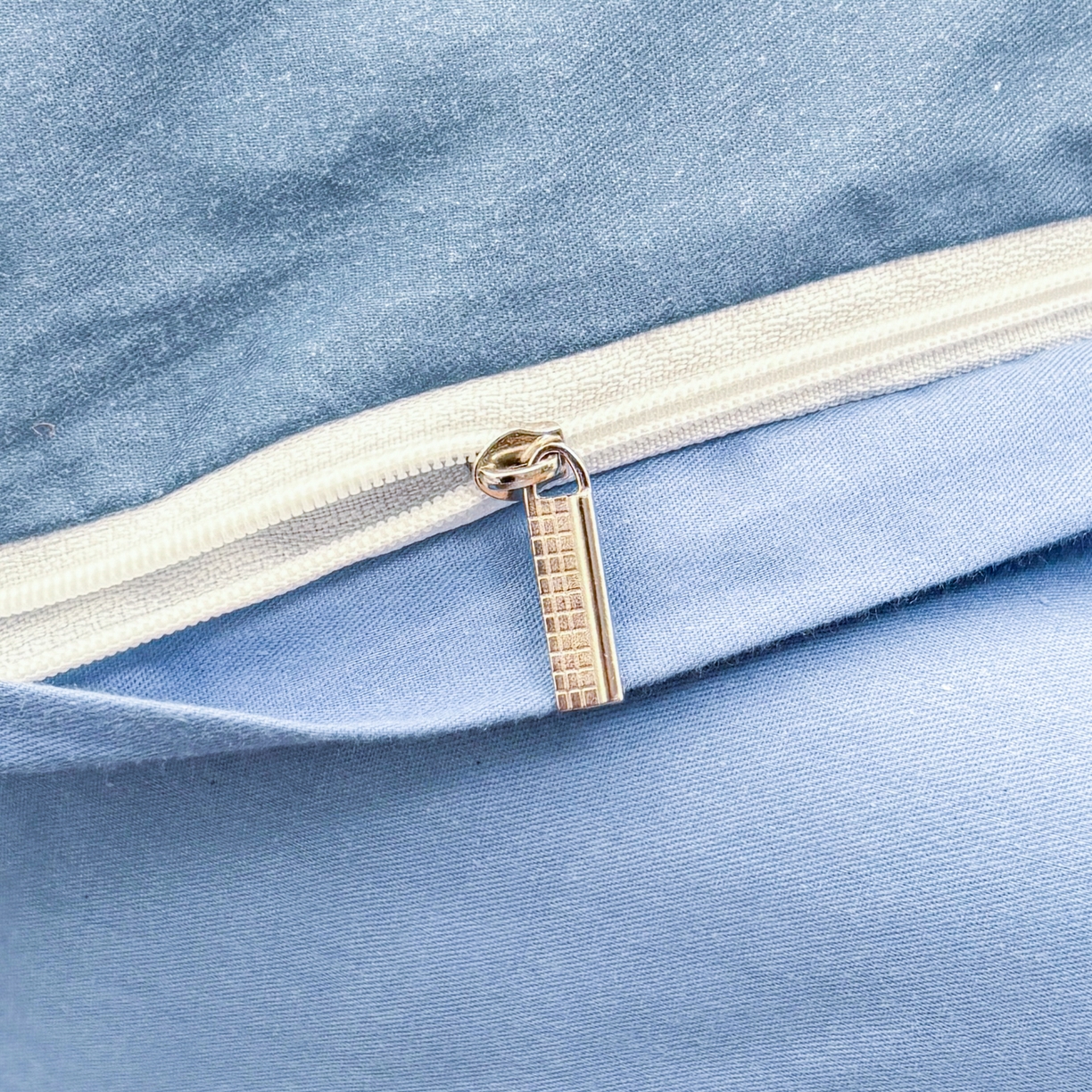 91家纺网 家纺一手货源 找家纺 孩子王 2025新款亲肤活性大版纯棉专版太空人卡通学生儿童宿舍四件套系列 星际观察员