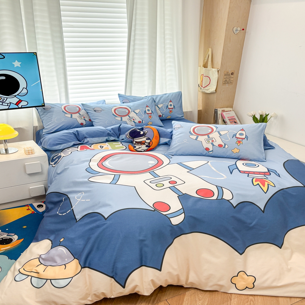 91家纺网 家纺一手货源 找家纺 孩子王 2025新款亲肤活性大版纯棉专版太空人卡通学生儿童宿舍四件套系列 星球舰长
