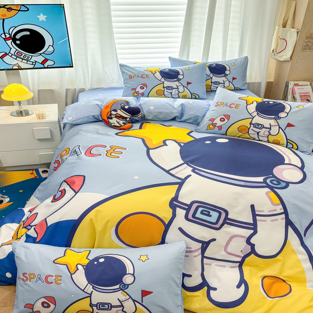 91家纺网 家纺一手货源 找家纺 孩子王 2025新款亲肤活性大版纯棉专版太空人卡通学生儿童宿舍四件套系列 月球摘星记