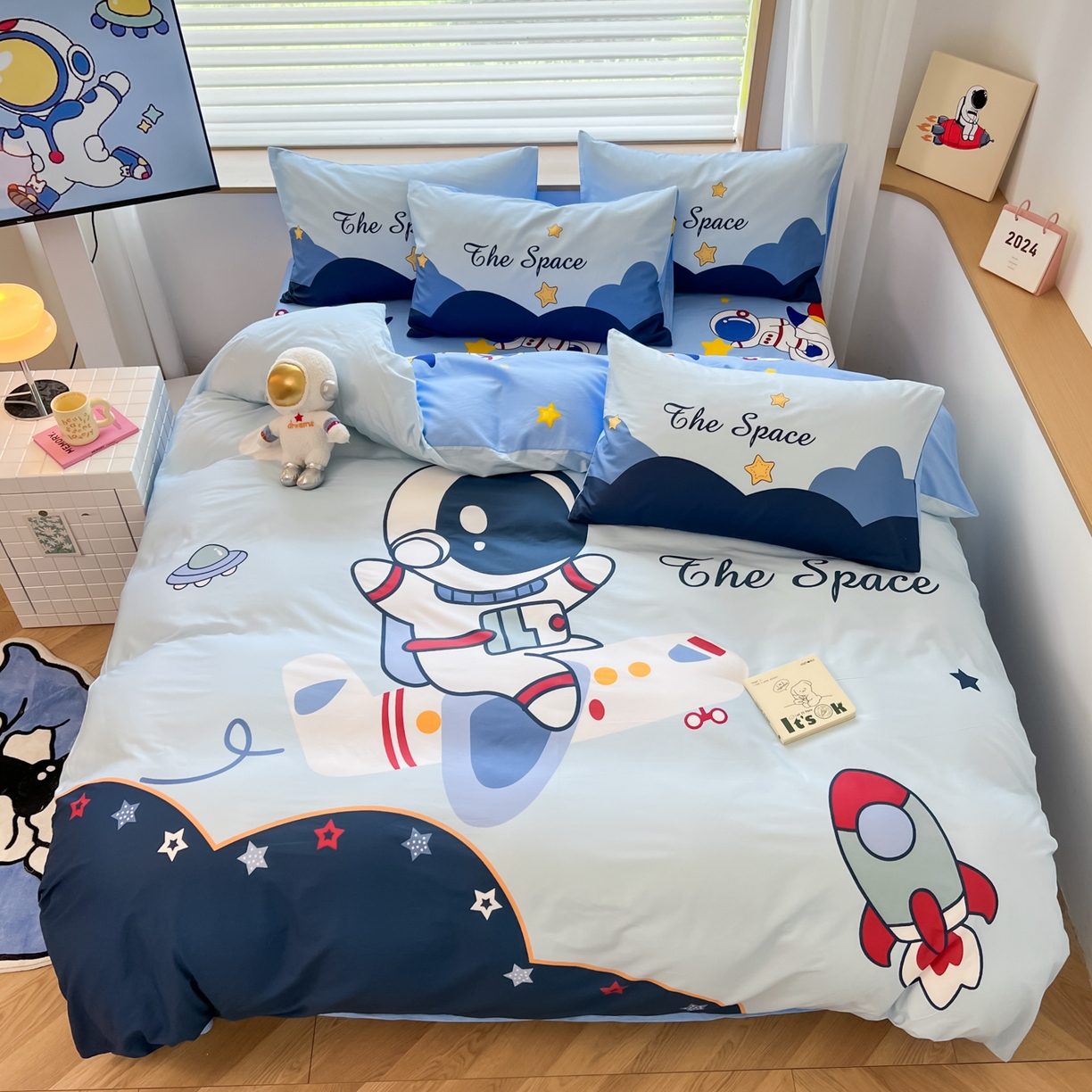 孩子王 2025新款亲肤活性大版纯棉专版太空人卡通学生儿童宿舍四件套系列 星际征程