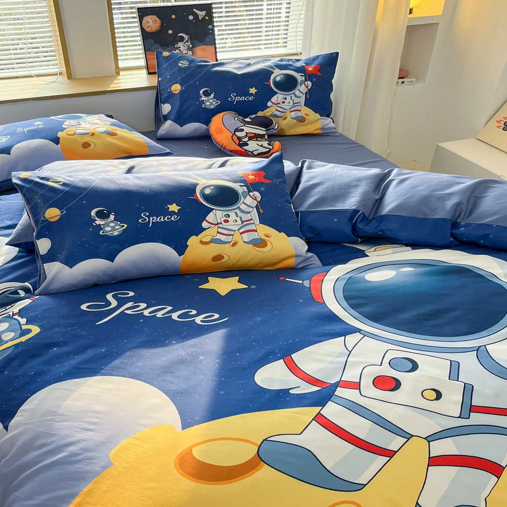 91家纺网 家纺一手货源 找家纺 孩子王 2025新款亲肤活性大版纯棉专版太空人卡通学生儿童宿舍四件套系列 月球探险家