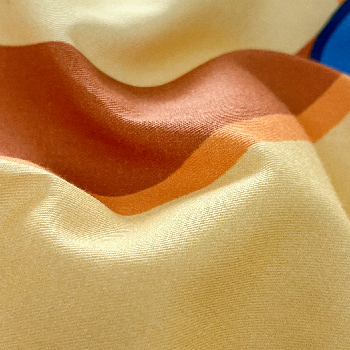 91家纺网 家纺一手货源 找家纺 孩子王 2025新款亲肤活性大版纯棉专版太空人卡通学生儿童宿舍四件套系列 登陆月球