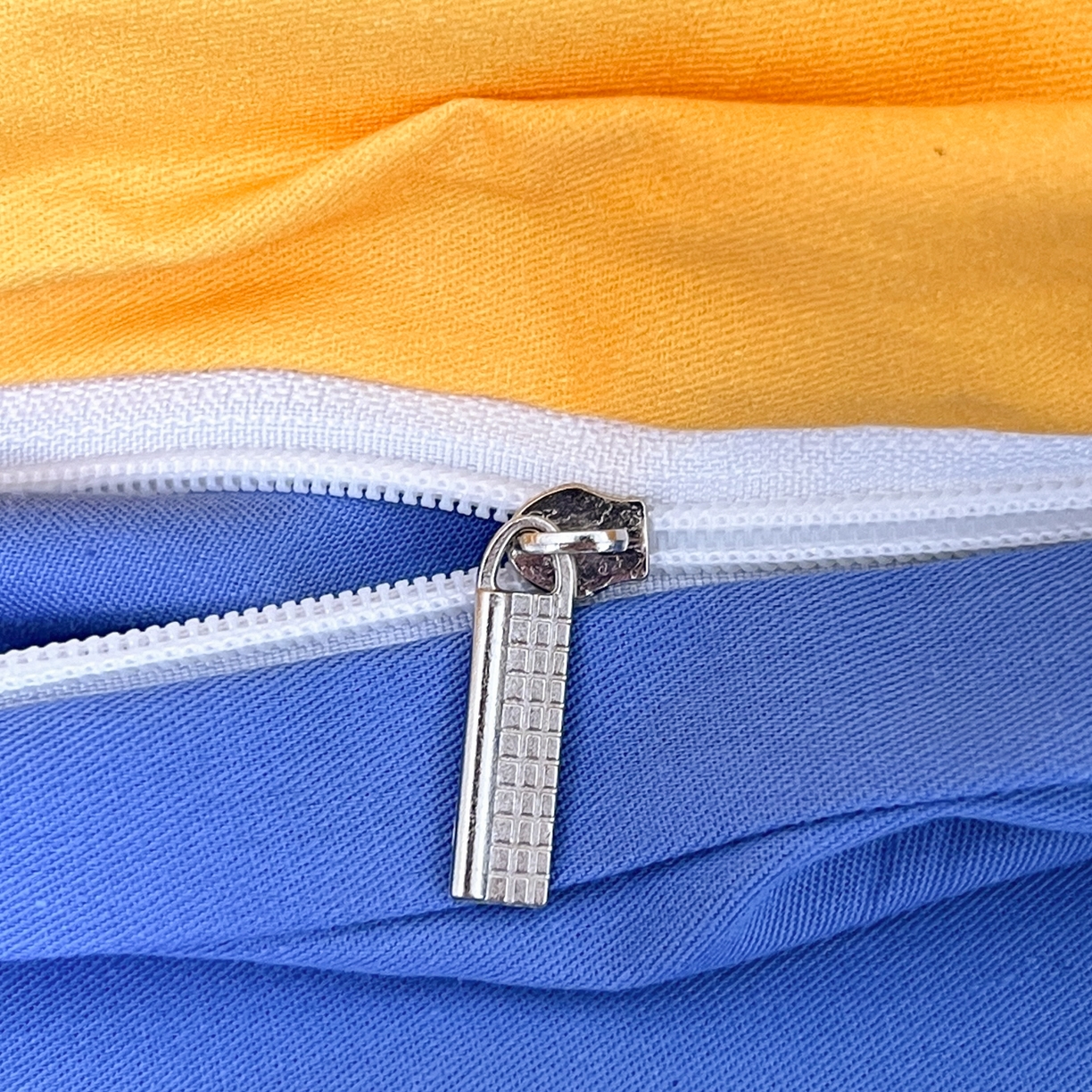 91家纺网 家纺一手货源 找家纺 孩子王 2025新款亲肤活性大版纯棉专版太空人卡通学生儿童宿舍四件套系列 银河漫游