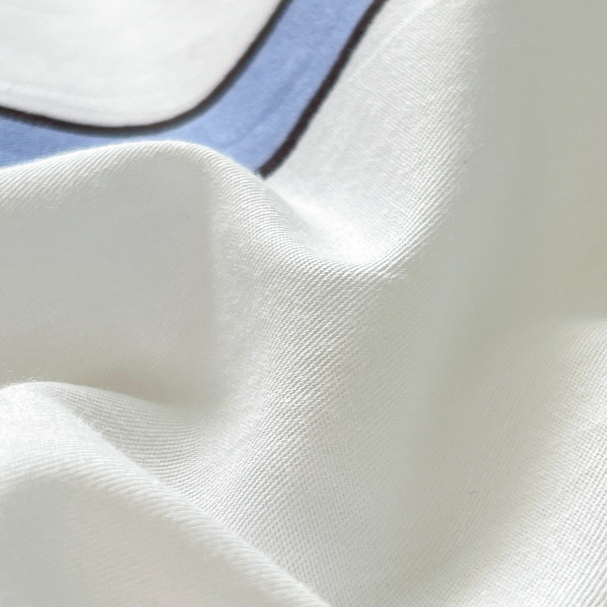 91家纺网 家纺一手货源 找家纺 孩子王 2025新款亲肤活性大版纯棉专版太空人卡通学生儿童宿舍四件套系列 快乐星球