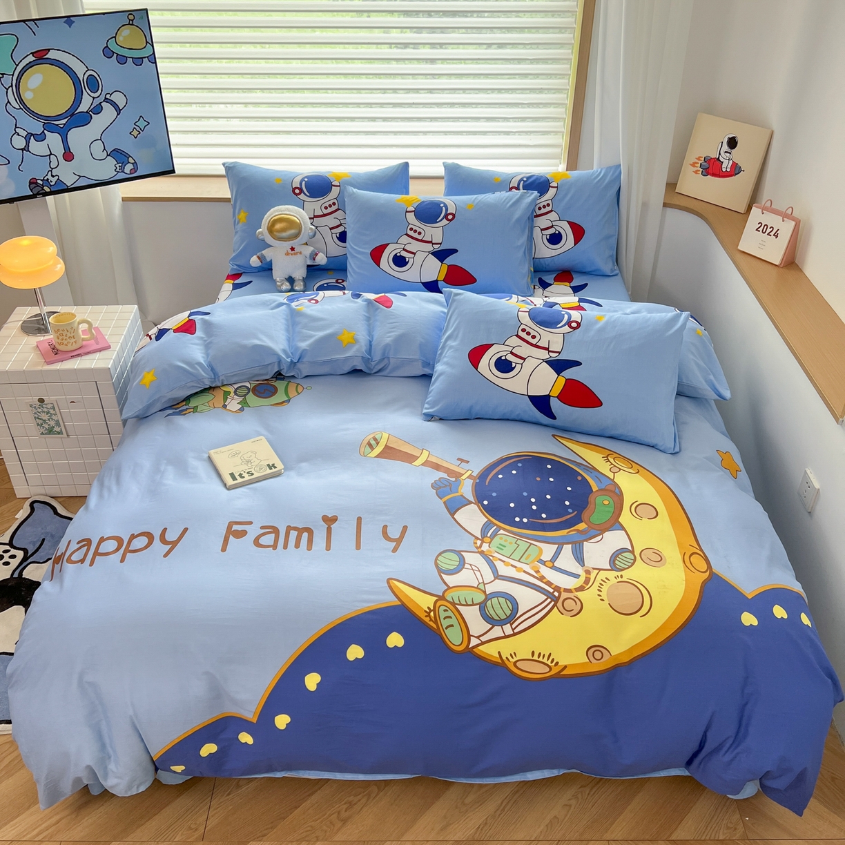 孩子王 2025新款亲肤活性大版纯棉专版太空人卡通学生儿童宿舍四件套系列 流浪月球