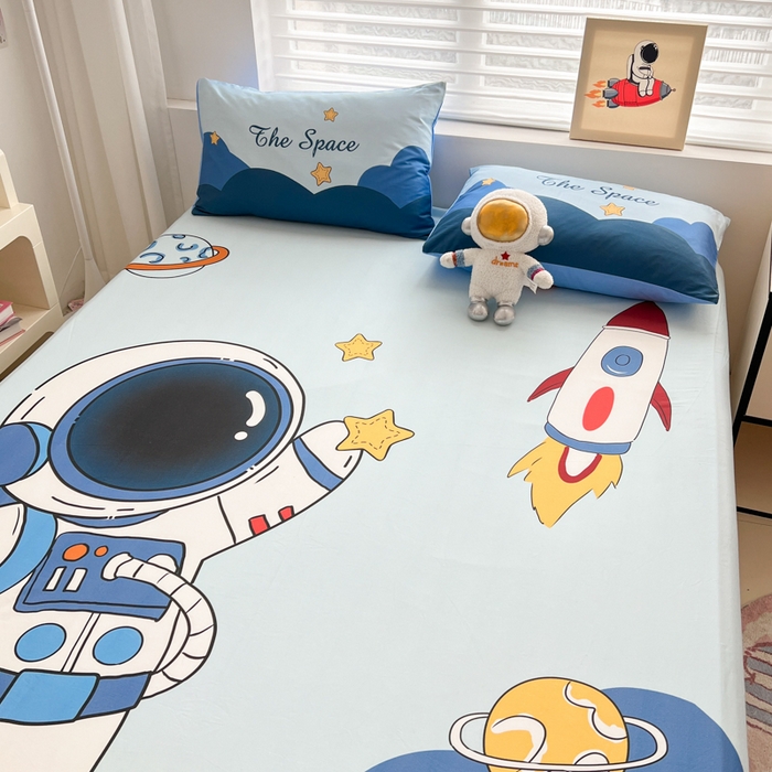 91家纺网 家纺一手货源 找家纺 孩子王家纺 2026新款卡通全棉纯棉专版太空人印花单床笠床笠单件单品床笠 宇航火箭
