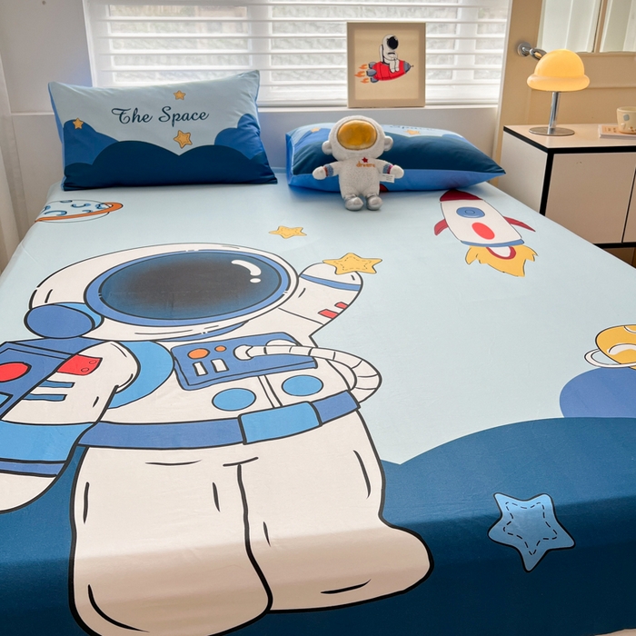 91家纺网 家纺一手货源 找家纺 孩子王家纺 2026新款卡通全棉纯棉专版太空人印花单床笠床笠单件单品床笠 宇航火箭