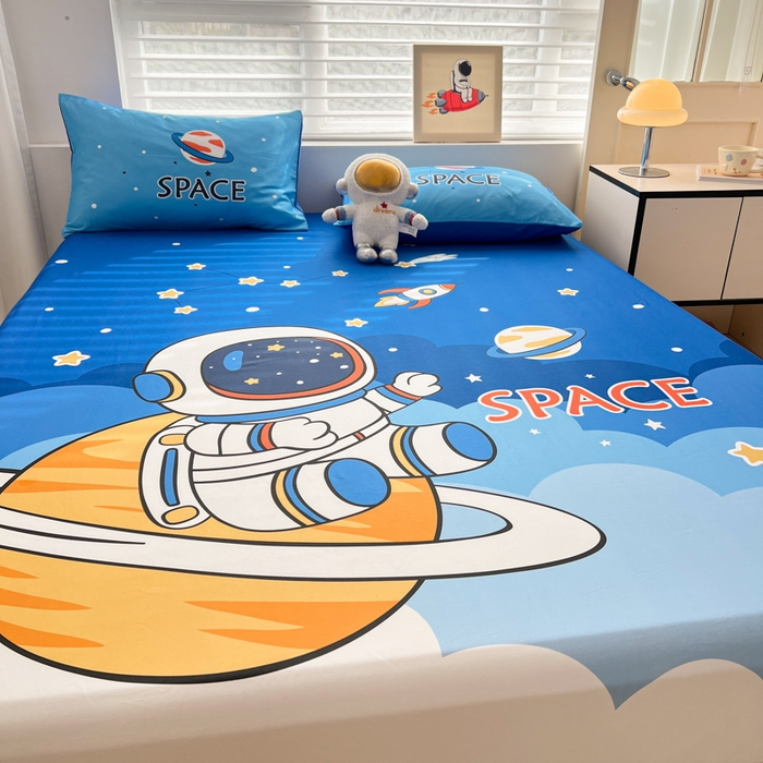 91家纺网 家纺一手货源 找家纺 孩子王家纺 2026新款卡通全棉纯棉专版太空人印花单床笠床笠单件单品床笠 太空旅行
