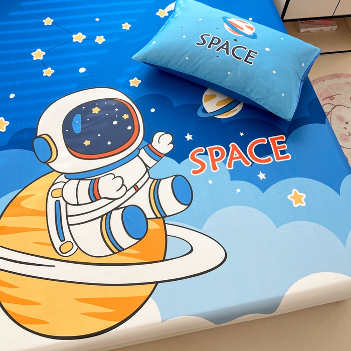 91家纺网 家纺一手货源 找家纺 孩子王家纺 2026新款卡通全棉纯棉专版太空人印花单床笠床笠单件单品床笠 太空旅行
