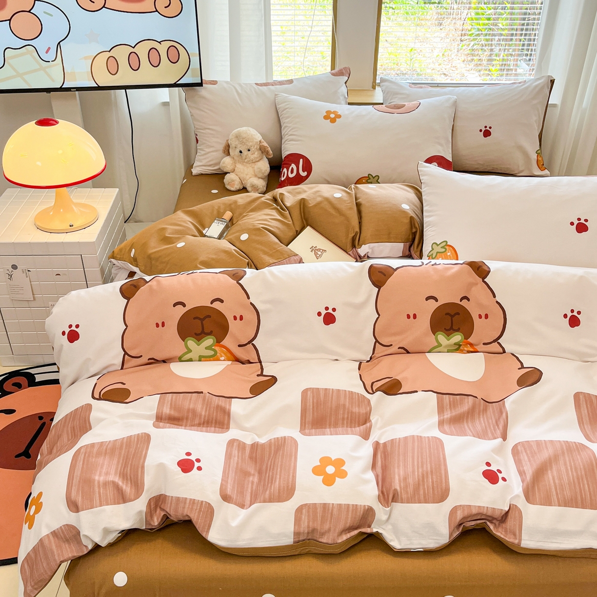 91家纺网 家纺一手货源 找家纺 孩子王家纺 2026新款卡通活性亲全棉纯棉专版太空人恐龙系列四件套 乖巧卡皮