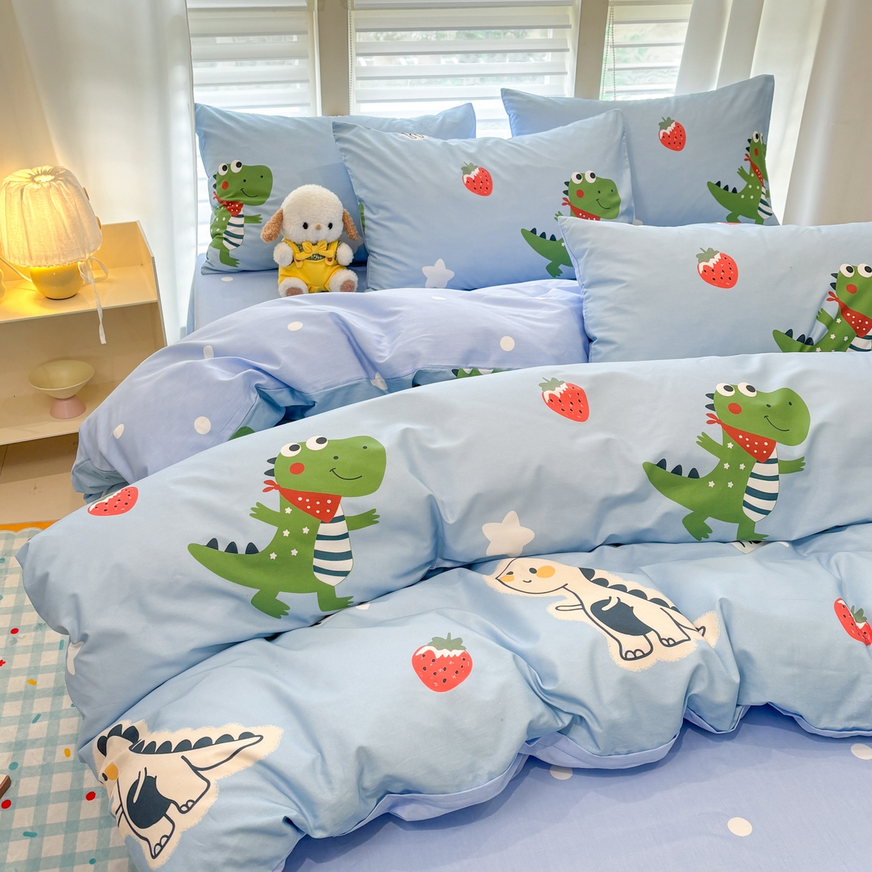 91家纺网 家纺一手货源 找家纺 孩子王家纺 2026新款卡通活性亲全棉纯棉专版太空人恐龙系列四件套 恐龙的早安