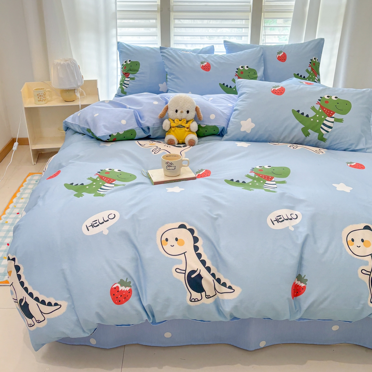 91家纺网 家纺一手货源 找家纺 孩子王家纺 2026新款卡通活性亲全棉纯棉专版太空人恐龙系列四件套 恐龙的早安