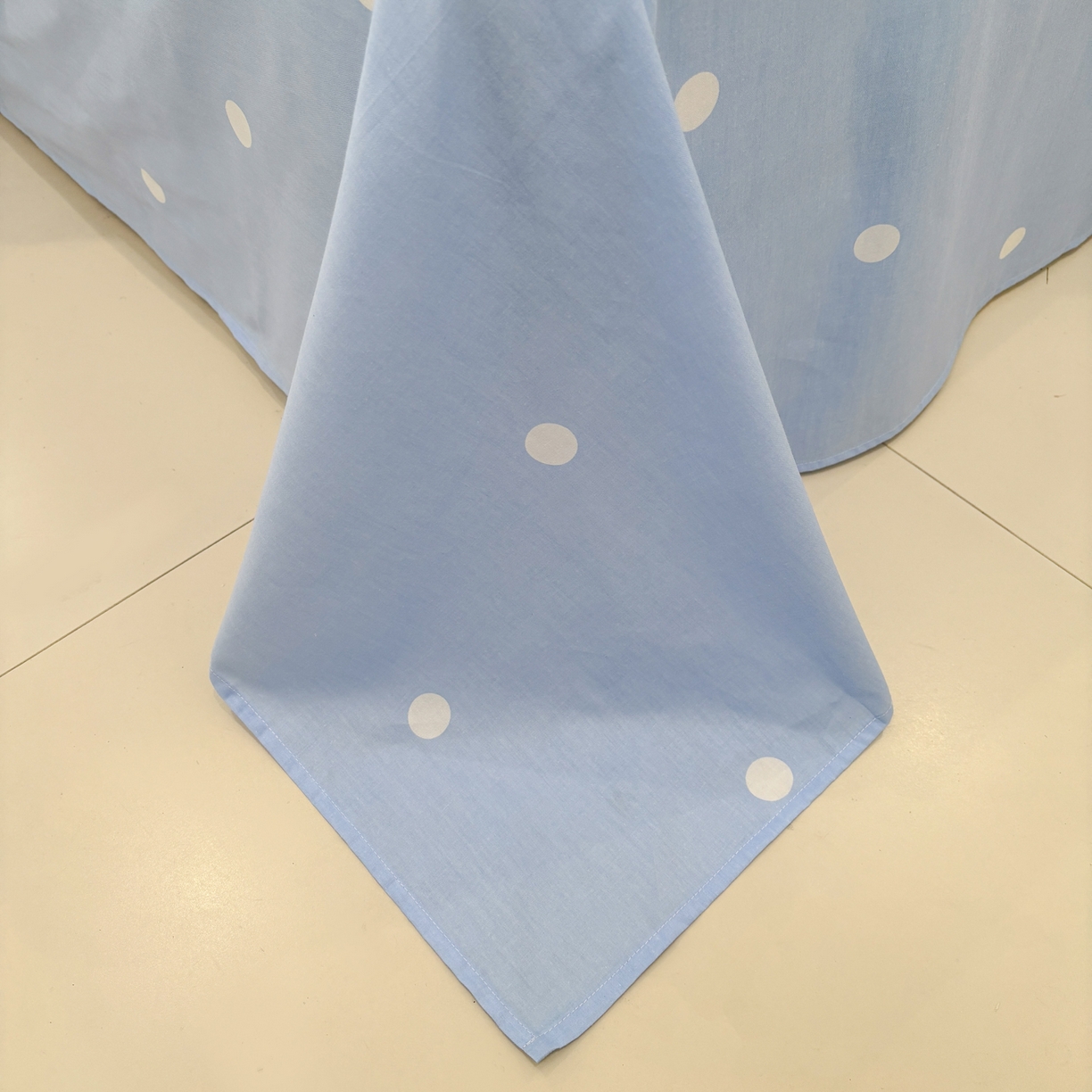 91家纺网 家纺一手货源 找家纺 孩子王家纺 2026新款卡通活性亲全棉纯棉专版太空人恐龙系列四件套 蓝星火箭