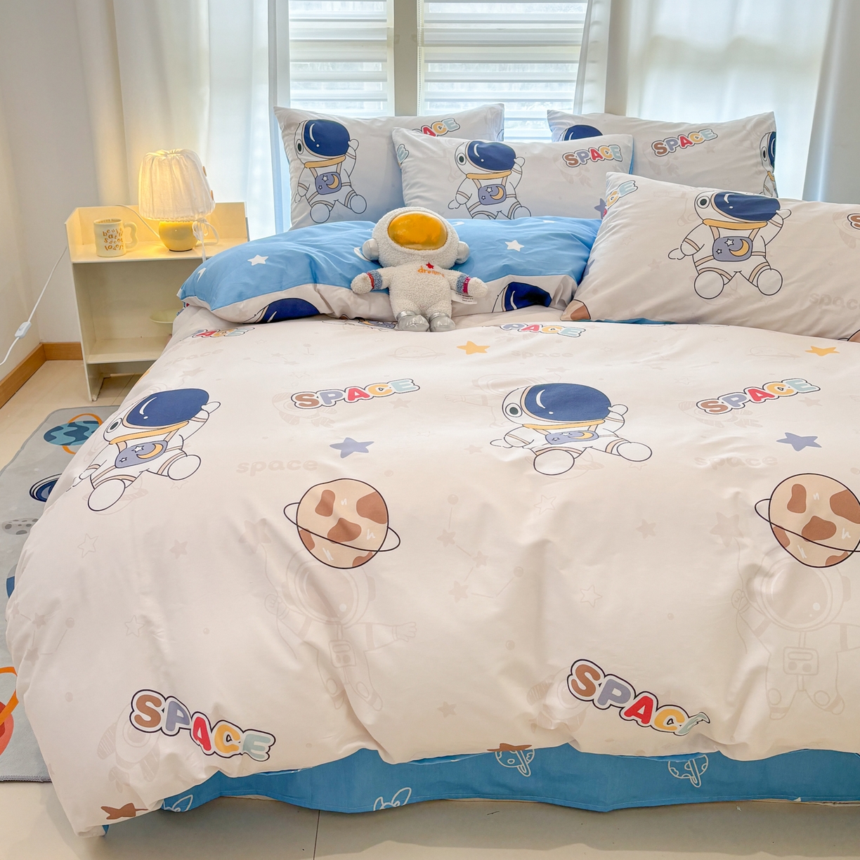 91家纺网 家纺一手货源 找家纺 孩子王家纺 2026新款卡通活性亲全棉纯棉专版太空人恐龙系列四件套 太空领航员
