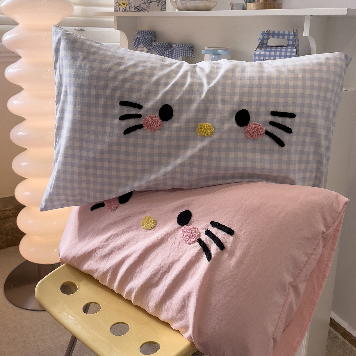 91家纺网 家纺一手货源 找家纺 曼谷家纺 2026年 水洗棉兔毛贴布绣萌小甜四件套被套床单学生双人 萌小甜-蓝小格粉