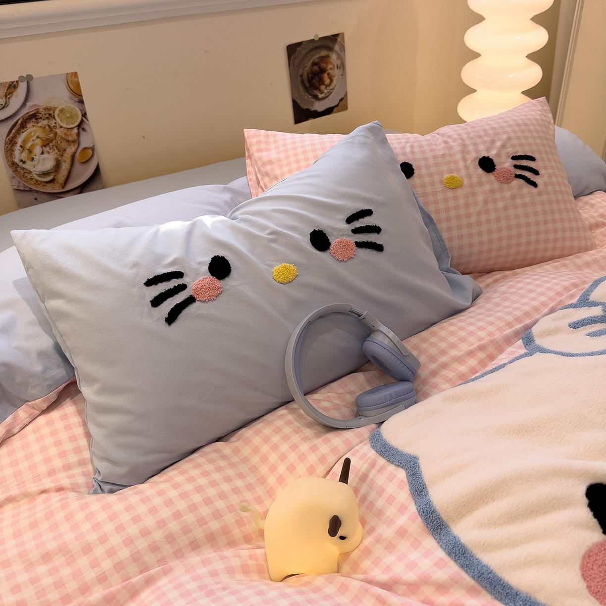 91家纺网 家纺一手货源 找家纺 曼谷家纺 2026年 水洗棉兔毛贴布绣萌小甜四件套被套床单学生双人 萌小甜-粉小格兰