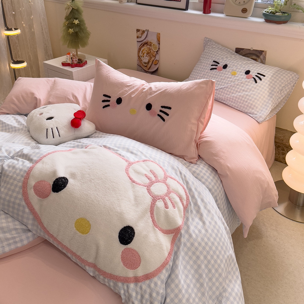 91家纺网 家纺一手货源 找家纺 曼谷家纺 2026年 水洗棉兔毛贴布绣萌小甜四件套被套床单学生双人 萌小甜-蓝小格粉