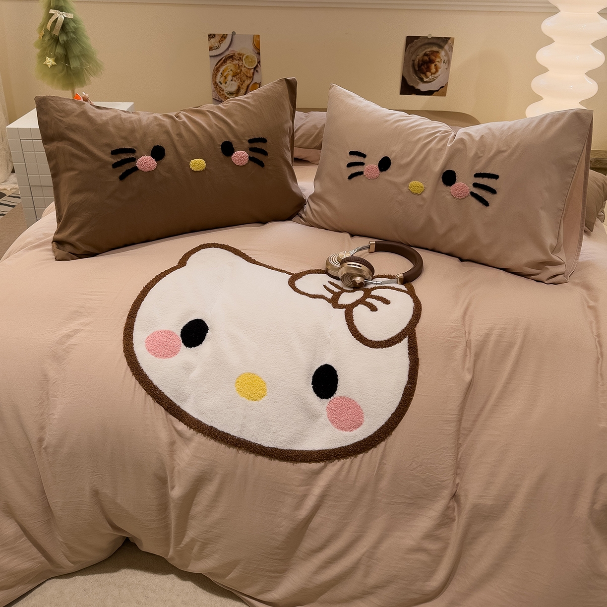 91家纺网 家纺一手货源 找家纺 曼谷家纺 2026年 水洗棉兔毛贴布绣萌小甜四件套被套床单学生双人 萌小甜-奶咖