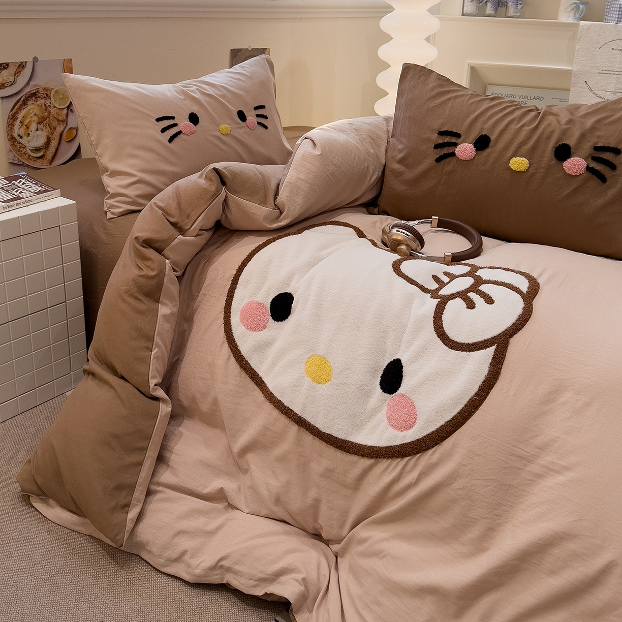 91家纺网 家纺一手货源 找家纺 曼谷家纺 2026年 水洗棉兔毛贴布绣萌小甜四件套被套床单学生双人 萌小甜-奶咖