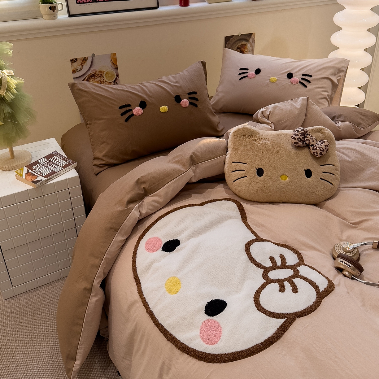 91家纺网 家纺一手货源 找家纺 曼谷家纺 2026年 水洗棉兔毛贴布绣萌小甜四件套被套床单学生双人 萌小甜-奶咖