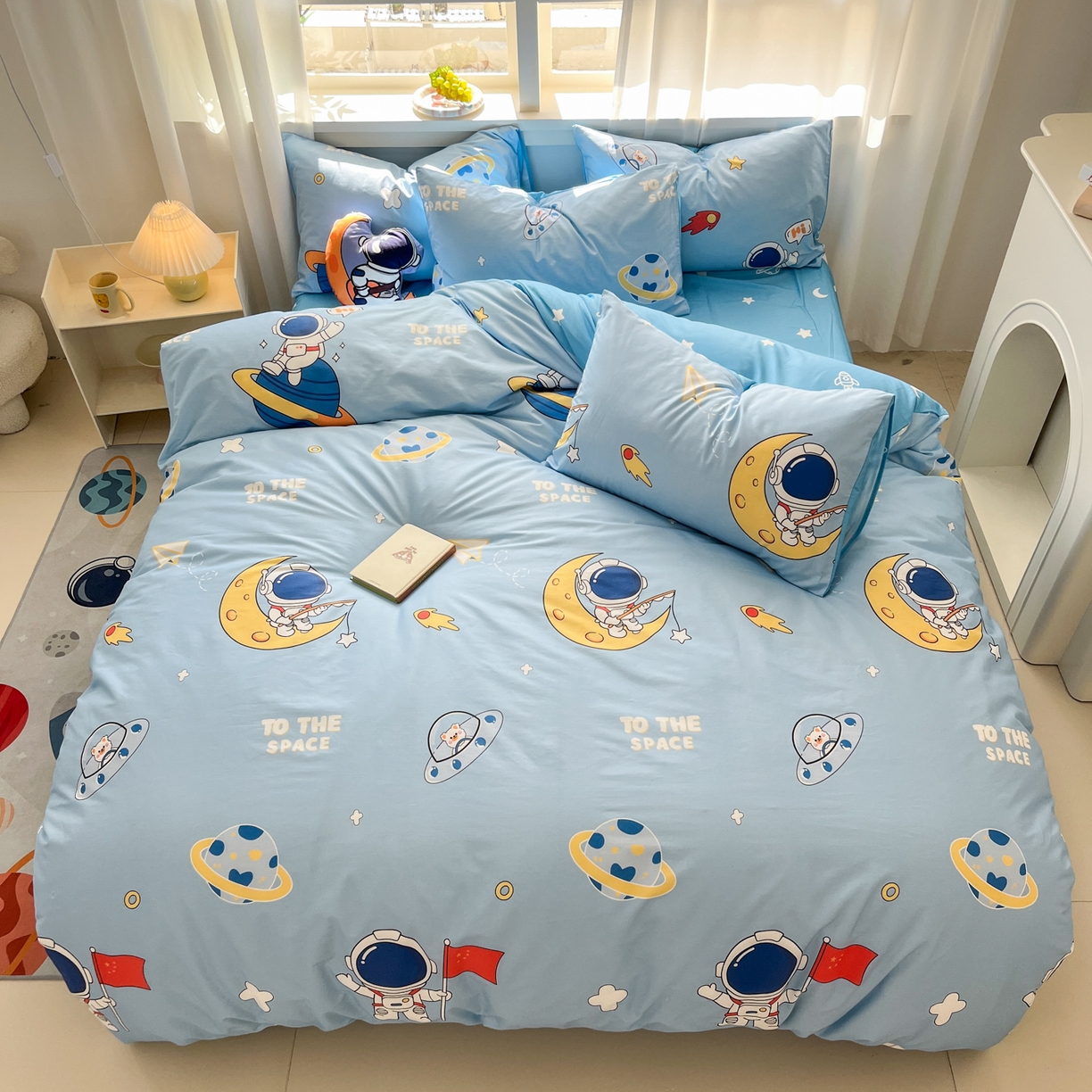 91家纺网 家纺一手货源 找家纺 孩子王家纺 2026新款卡通活性亲全棉纯棉专版太空人恐龙系列四件套 探索星空