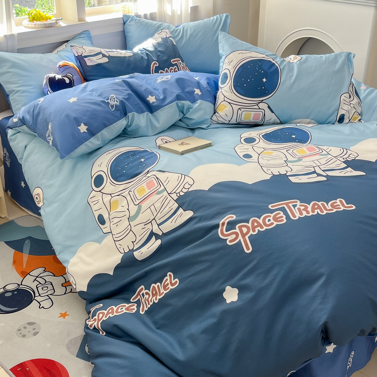 91家纺网 家纺一手货源 找家纺 孩子王家纺 2026新款卡通活性亲全棉纯棉专版太空人恐龙系列四件套 冒险家