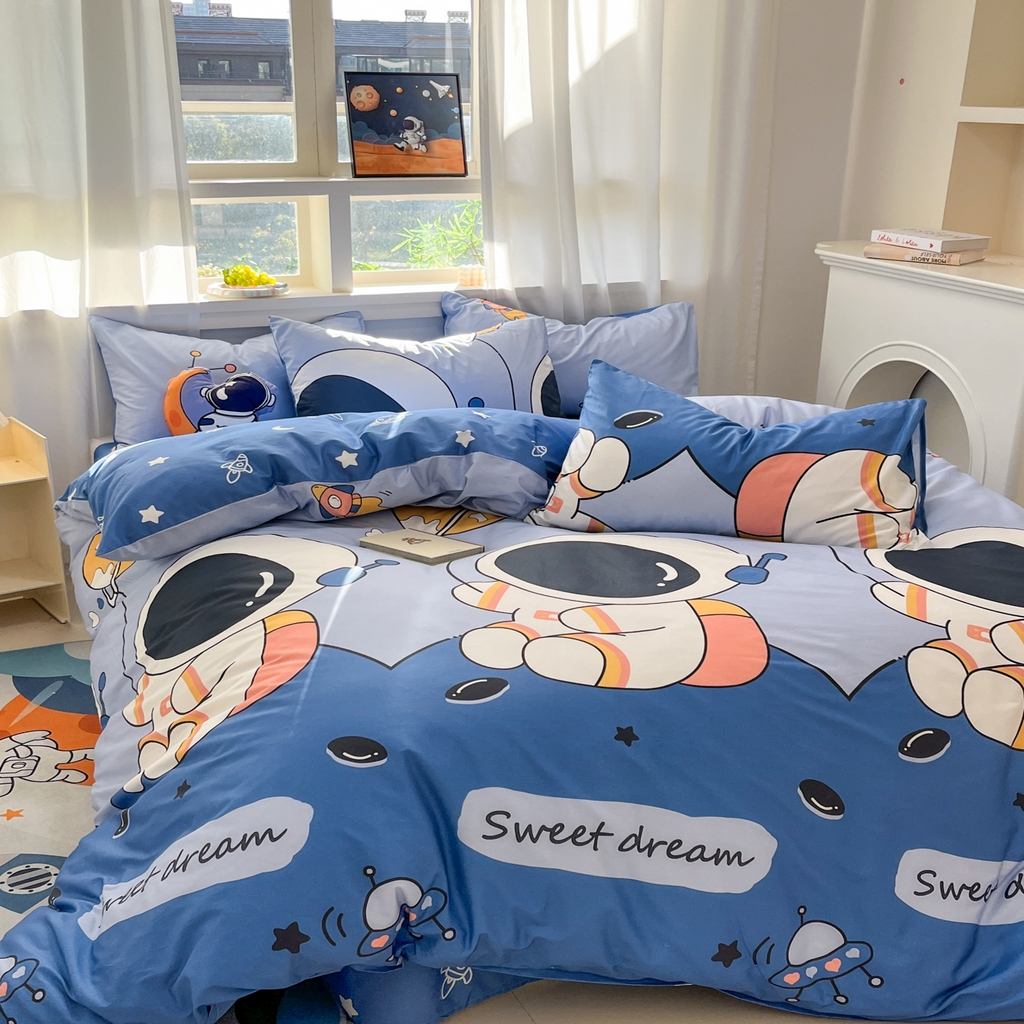 91家纺网 家纺一手货源 找家纺 孩子王家纺 2026新款卡通活性亲全棉纯棉专版太空人恐龙系列四件套 快乐宇航员