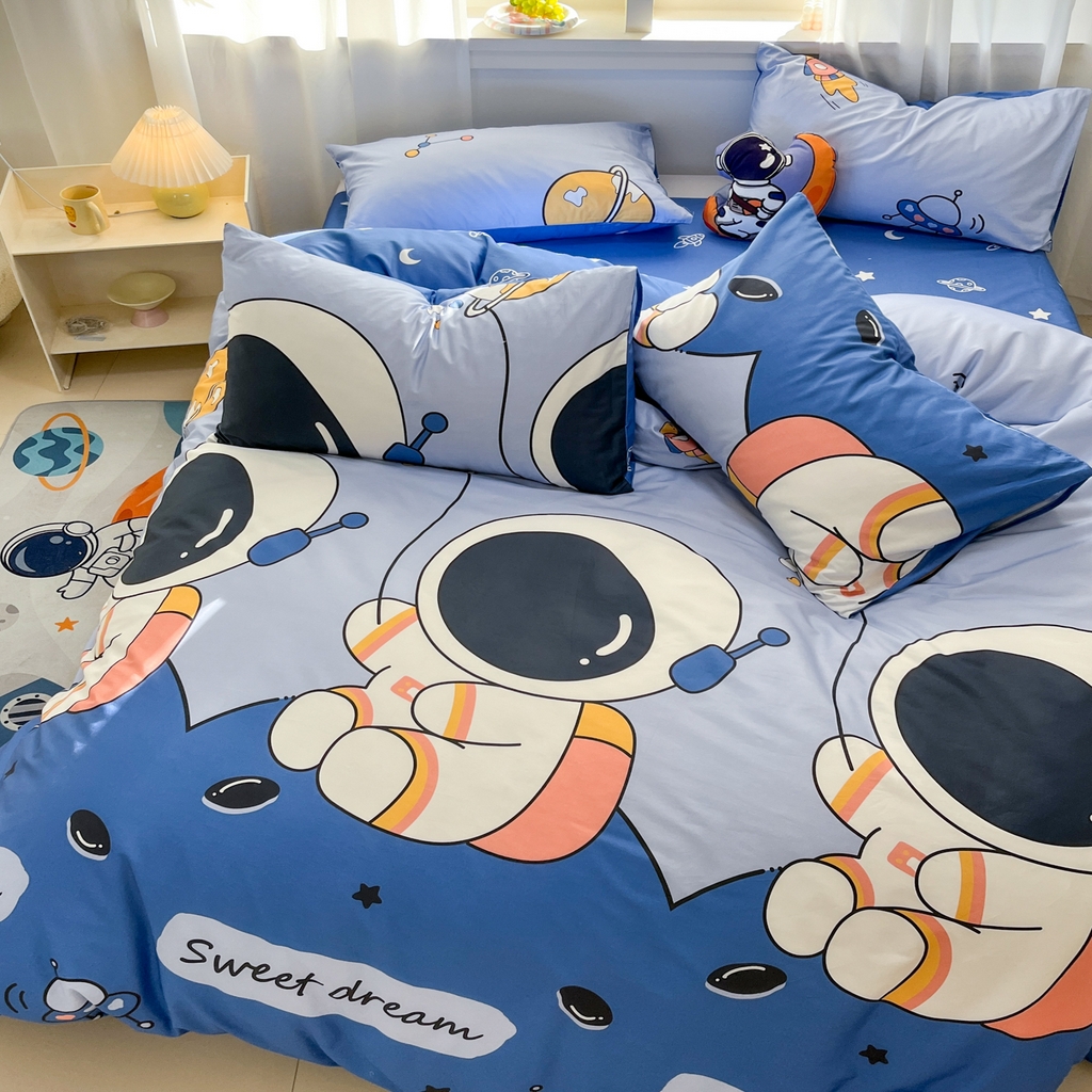 91家纺网 家纺一手货源 找家纺 孩子王家纺 2026新款卡通活性亲全棉纯棉专版太空人恐龙系列四件套 快乐宇航员