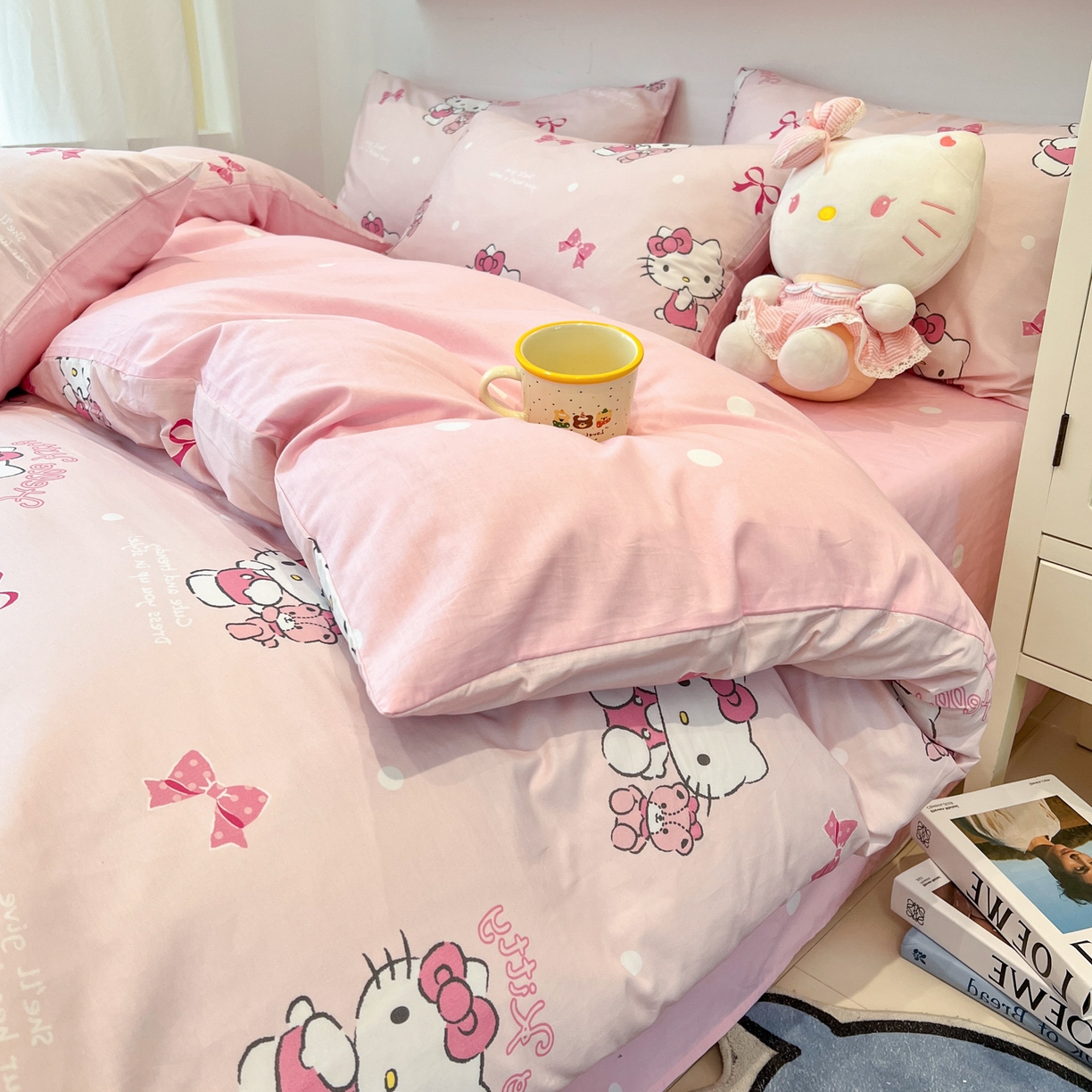 91家纺网 家纺一手货源 找家纺 （总）孩子王家纺 2026新款卡通A类全棉纯棉正版授权小版三丽鸥系列四件套（含防伪码）