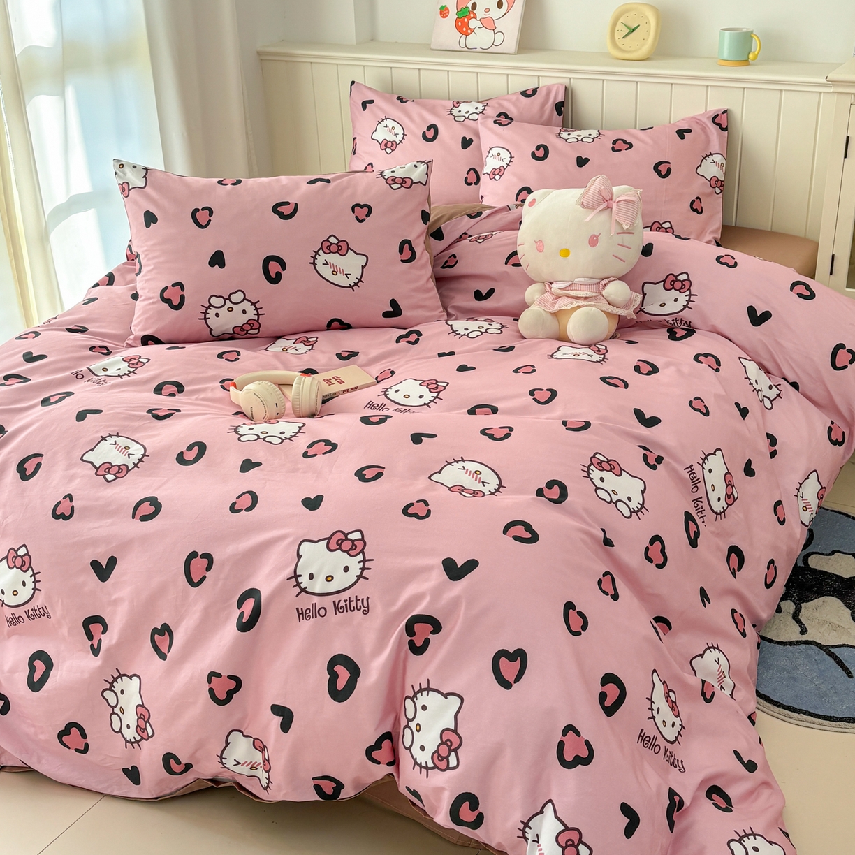 91家纺网 家纺一手货源 找家纺 孩子王家纺 2026新款卡通A类全棉纯棉正版授权小版三丽鸥系列四件套（含防伪码） 粉豹kt甜心