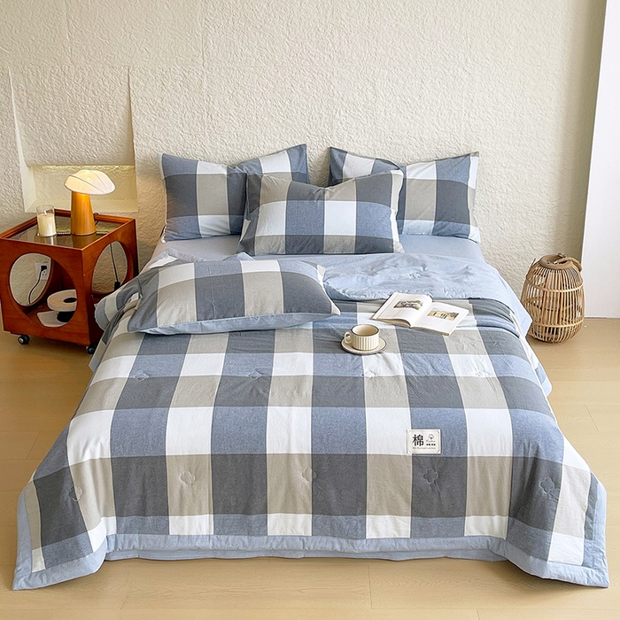 91家纺网 家纺一手货源 找家纺 宝士康家纺 2026新款10A抗菌水洗棉新疆棉花被绗缝款 单夏被/夏被四件套 棉花被-深蓝大格