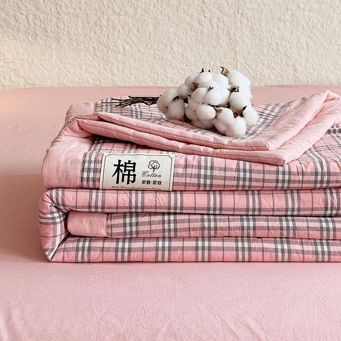 91家纺网 家纺一手货源 找家纺 宝士康家纺 2026新款10A抗菌水洗棉新疆棉花被绗缝款 单夏被/夏被四件套 棉花被-英伦粉