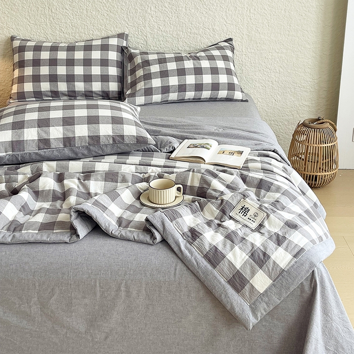 91家纺网 家纺一手货源 找家纺 宝士康家纺 2026新款10A抗菌水洗棉新疆棉花被绗缝款 单夏被/夏被四件套 棉花被-灰白中格