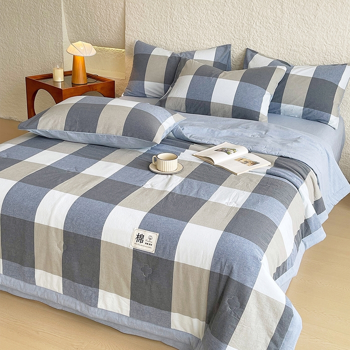 91家纺网 家纺一手货源 找家纺 宝士康家纺 2026新款10A抗菌水洗棉新疆棉花被绗缝款 单夏被/夏被四件套 棉花被-深蓝大格