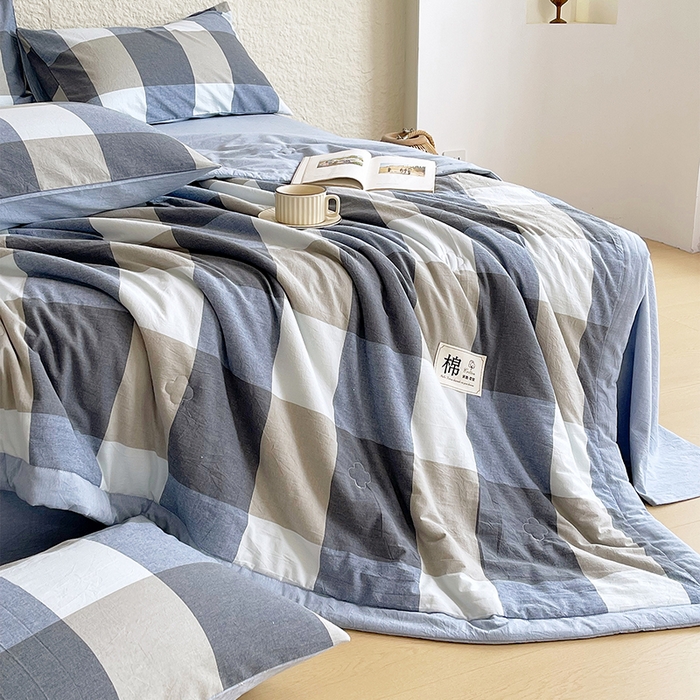 91家纺网 家纺一手货源 找家纺 宝士康家纺 2026新款10A抗菌水洗棉新疆棉花被绗缝款 单夏被/夏被四件套 棉花被-深蓝大格