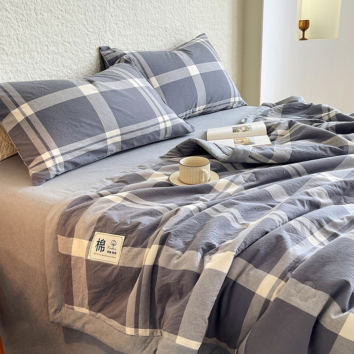 91家纺网 家纺一手货源 找家纺 宝士康家纺 2026新款10A抗菌水洗棉新疆棉花被绗缝款 单夏被/夏被四件套 棉花被-简灰格