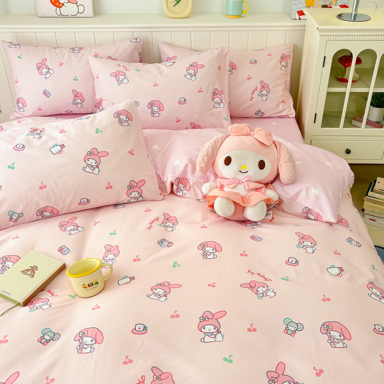 91家纺网 家纺一手货源 找家纺 孩子王家纺 2026新款卡通A类全棉纯棉正版授权小版三丽鸥系列四件套（含防伪码）软糖美乐蒂