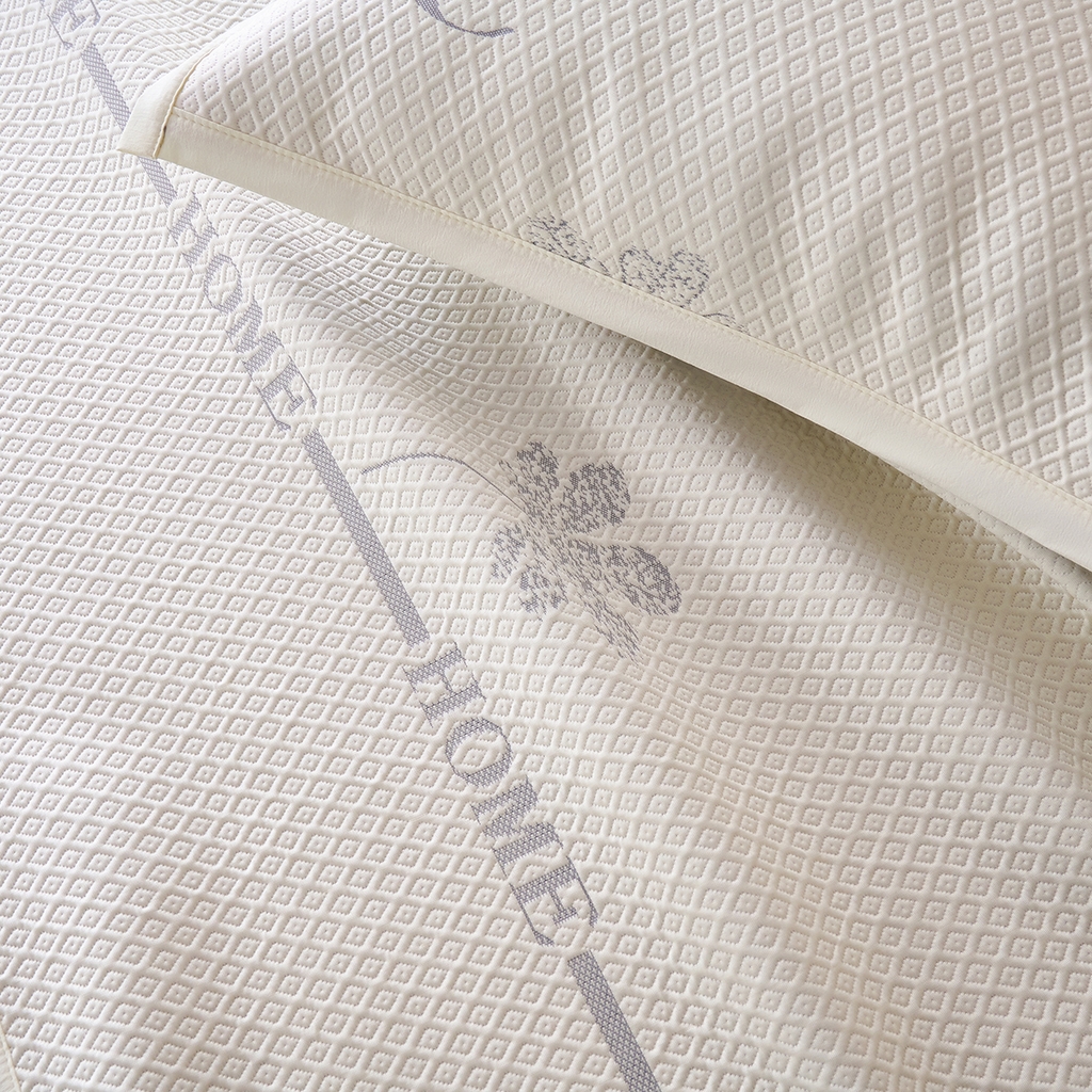 91家纺网 家纺一手货源 找家纺 梵克保罗 2026新款A类凉感豆豆席平铺款凉席席子-落叶 平铺款-落叶米色