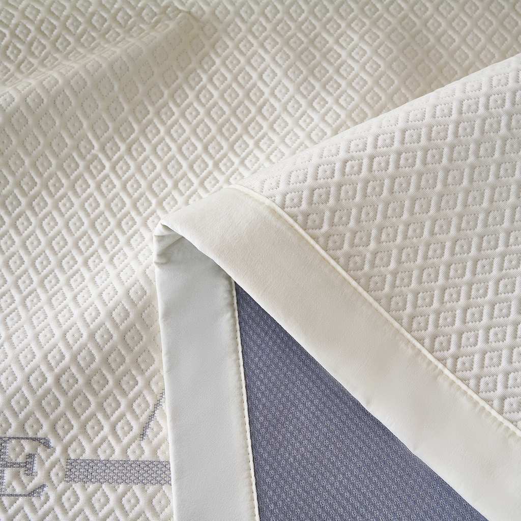 91家纺网 家纺一手货源 找家纺 梵克保罗 2026新款A类凉感豆豆席平铺款凉席席子-落叶 平铺款-落叶米色